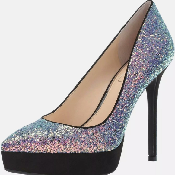 Jessica Simpson Women's Lael Blush Iridescent Platform Pumps - Picture 2 of 5